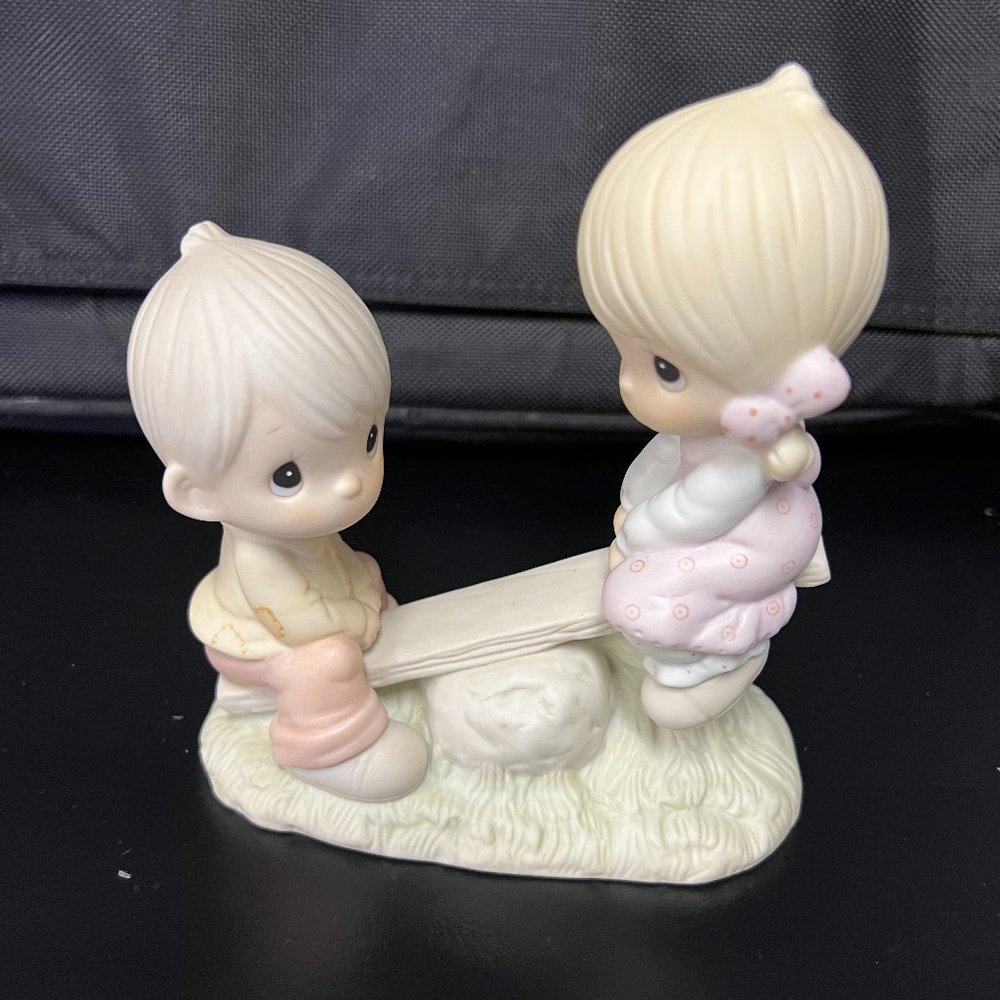 Precious Moments “Love Lifted Me” E-1375/A Signed Jonathan & David 1978 Exc Cond